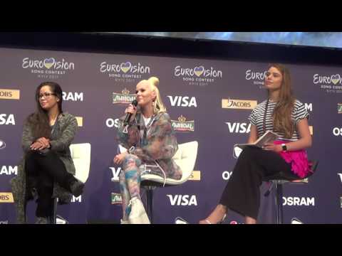 ESCKAZ in Kyiv: Svala (Iceland) meet & greet