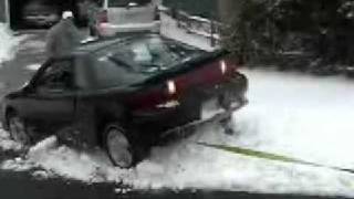 Re: [問題] 四輪驅動車都可以協助脫困嗎？