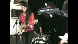 She Keeps Bees - Gimmie