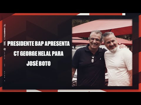 President Bap presents CT George Helal to José Boto