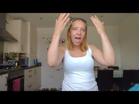 How to Sign Dancing in BSL