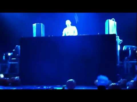 Afrojack Umass Save the World