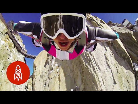 彼女は飛行する飛ぶことがどのように感じられるか (She Takes Flight: What It Feels Like to Fly)