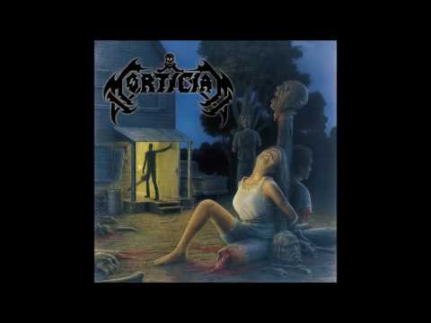Videoclip de Chainsaw Dismemberment — Mortician
