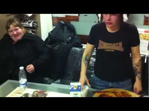 Danmark stærkest pizza 2 HABANEROS + GHOST