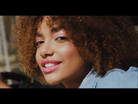 Way She Moves - Fikir Amlak & Brizion