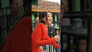 Download lagu Difarina Indra finished performing mp3