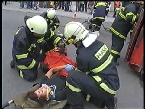 Dopravní nehoda - vyprošťování - Bystré