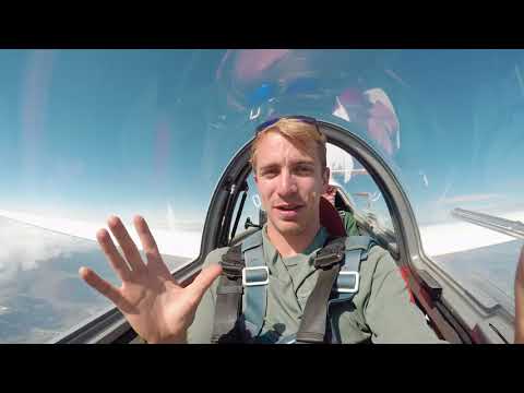 Here's What Happens To A Glider When The Headwind Is The Same As Your Air Speed