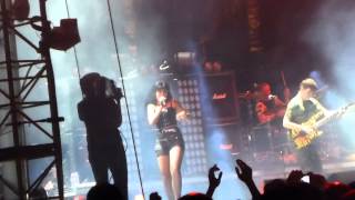 Sleigh Bells - Tiger Kit (Coachella Festival, Indio CA 4/19/14)