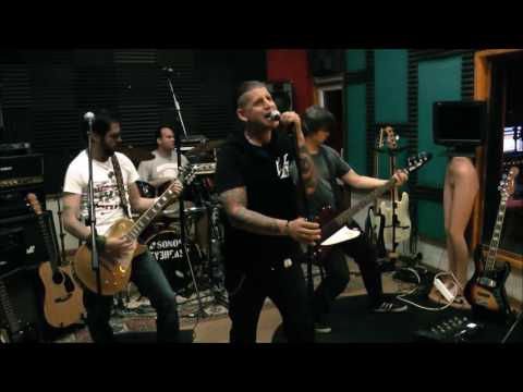 Nevereasy - NEVEREASY - My Own Prison (Creed cover)