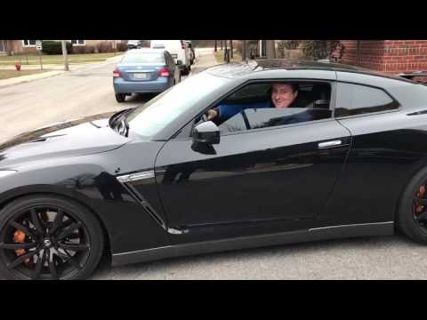 Nissan GTR Take Off (stock exhaust)