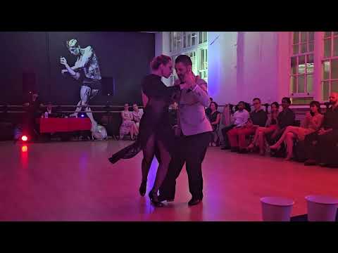 Leandro Capparelli & Jeanette Erazu (23 Jun 2023): 1st Dance