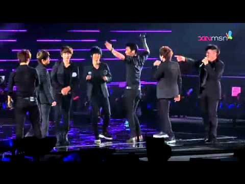 120219 Super Junior Super Show 4 Singapore - Wonder Boy & Rokkugo