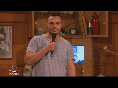 Osan Yaran in der Comedy Kneipe am 19.05. 21:55 Uhr bei RTL NITRO und online bei TV NOW