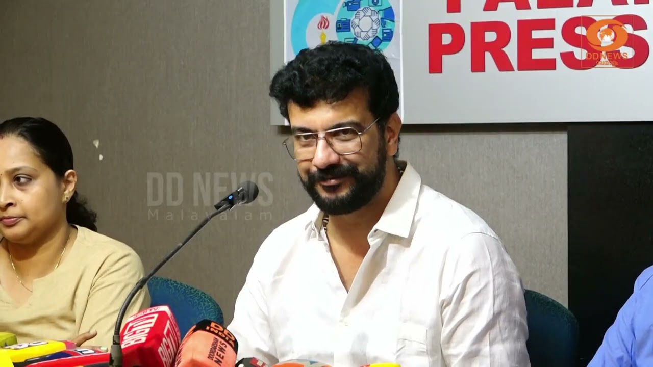 പാലക്കാട്ടെ ഓട്ടോ ഡ്രൈവർമാർക്ക് സിപിആർ പരിശീലനം; ‘?