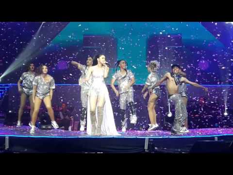 Kim Chiu Version of Firework @ Chinita Princess The FUNtasy Concert