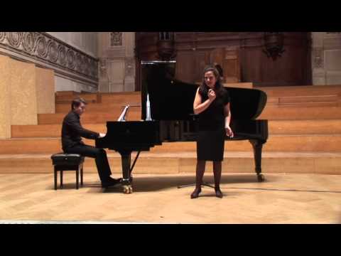 Eva Ganizate sings Quando me'n vo' from La bohème of Puccini