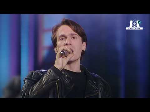 Florent Pagny, un chanteur engagé !  // Extrait archives M6 Video Bank