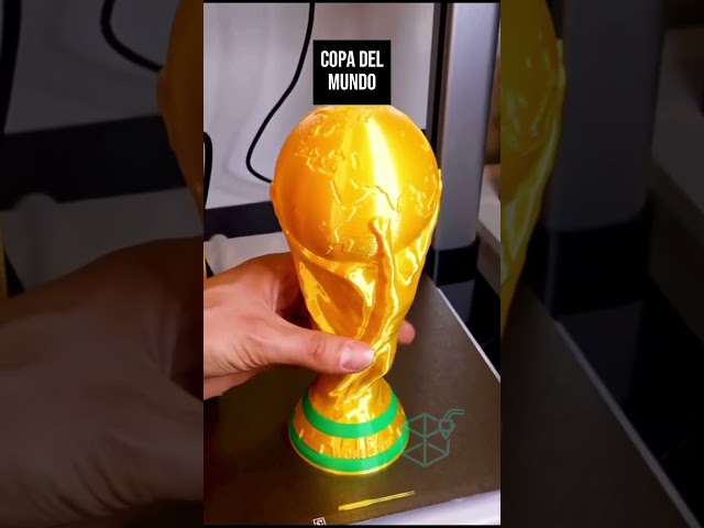 Vídeo relacionado con haobook Réplica Trofeo Copa del Mundo de Fútbol, Copa de Campeón de Resina para Aficionados, Recuerdo de Fútbol, Regalo Decorativo para Oficina, Bar, Fiesta,36cm
