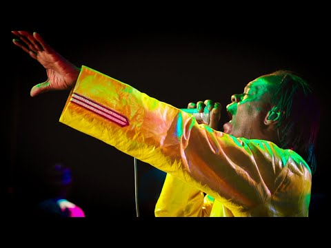 Baaba Maal - Freak Out Ft. The Very Best (Official Video)