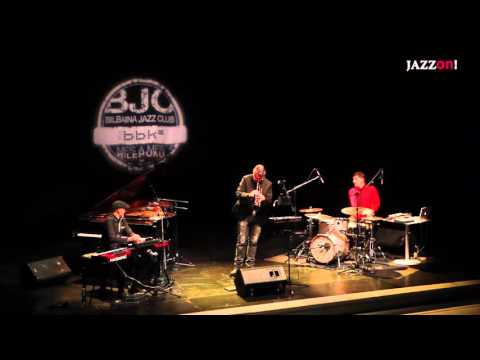 Bilbaina Jazz Club 2016 / IV MES A MES / DAVID PASTOR & NU-ROOTS