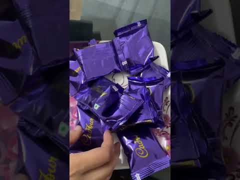 Cadbury chocobakes cookies #cadbury #chocolatechipcookie #chocolate #crunchy #foodshorts #eating