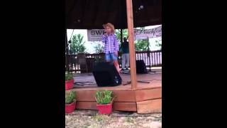Vallie singing &quot;Lizzie and the Rainman&quot; 2012 Guy Peachfest