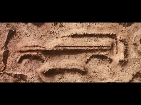 New Land Rover DEFENDER - Shape Of Things To Come - Desert