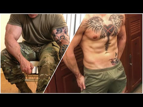 Men in Uniform - Army Hunks