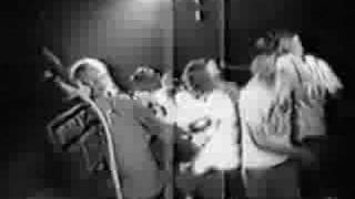 Mucky Pup - &quot;Little Pigs&quot; (1989)