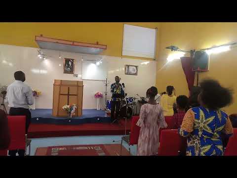 Praise with BRO LAURENT BUABUA @KENOS TABERNACLE CAPE TOWN