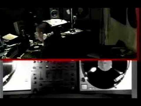 dj SHORTCUT vs DERRICK D @ LiveDJs.com