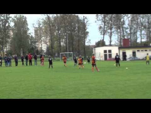 Jutrzenka Bychlew 2005 - Boruta Zgierz (13-2)23.09.2014 cz3