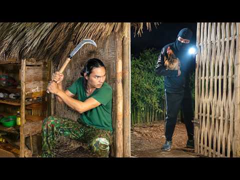 A dangerous encounter: Young soldier confronted intruders breaking into his jungle farm at midnight