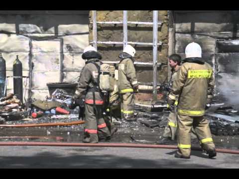 В Тамбове загорелся торговый центр «Авангард»