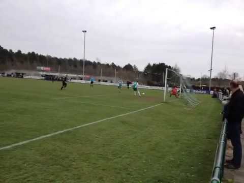 FC Hilversum 1 (zo) vs. RKAVV 1 (zo) 21-4-2013 15:49