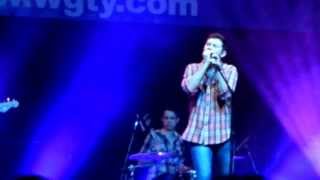 Scotty McCreery - Christmas In Heaven - York PA 12/22/13