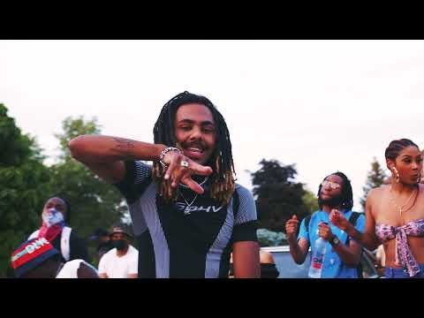 morojelemusicgroup and 2 more