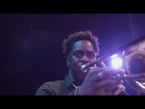 Manolito Simonet y su Trabuco | Amor Matemático (Arena Concert)