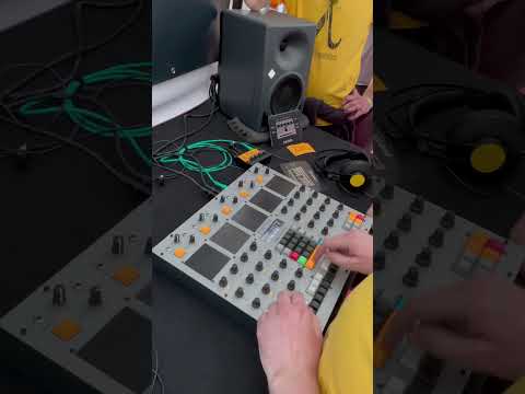 Superbooth 2023: PolyPulse by Lambda Synthetics #shorts