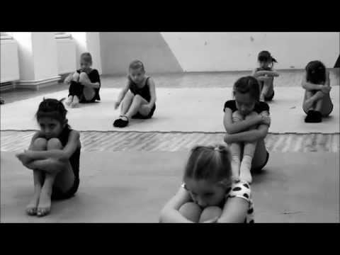 Rhythmic gymnastics, Ballet, Dance... | DDM Praha 5