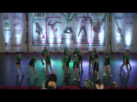 44. UR Dancers - cpt.Pheromone & sgt. Nicotine