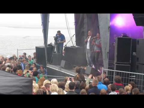Ali B ft Darryl & Brownie Dutch - Baas.  Ali B op volle toeren