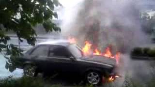 preview picture of video 'Car on fire in Norway (Sandnes)'