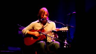 Jackson Browne Looking East