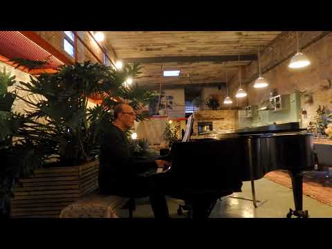 Here is my transcription of Yuri Smirnov's “Romance” from"St. Petersburg Etching" for solo guitar.