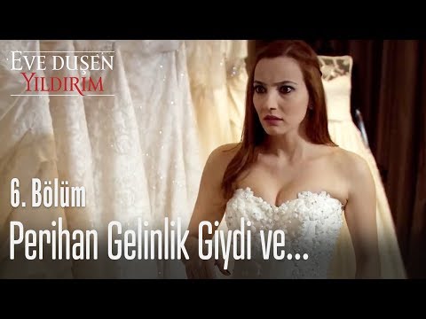 Analı kızlı gelinlik provası! - Eve Düşen Yıldırım 6. Bölüm