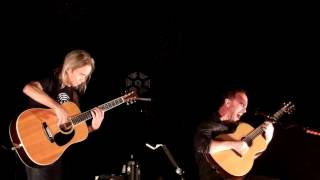 &quot;Little Thing&quot; - Dave Matthews &amp; Tim Reynolds live @ Hammersmith Apollo, London 21 March 2017