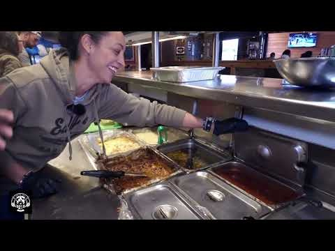 “How Nashville’s Famous Edley’s BBQ Makes Their Meat SO GOOD 🤯 | Rolling with Que”